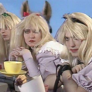 Meet your Posher, Vesna